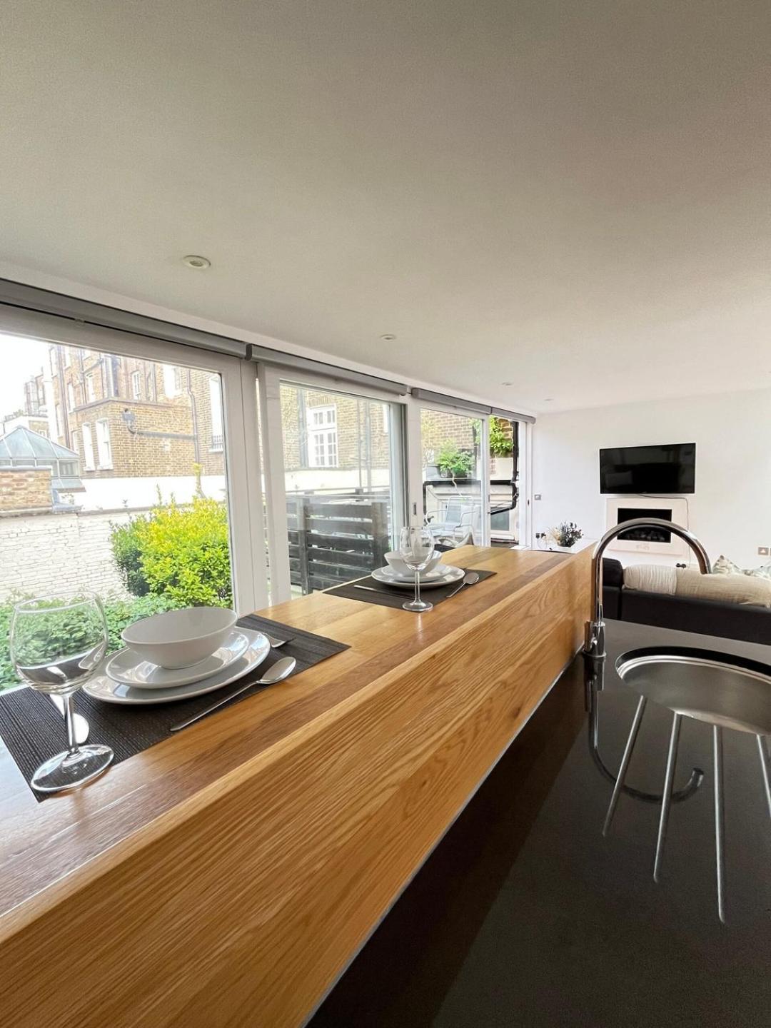 Holiday home Holland Park Hideaway: A Stylish Escape